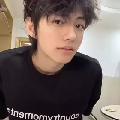 丁芷巧